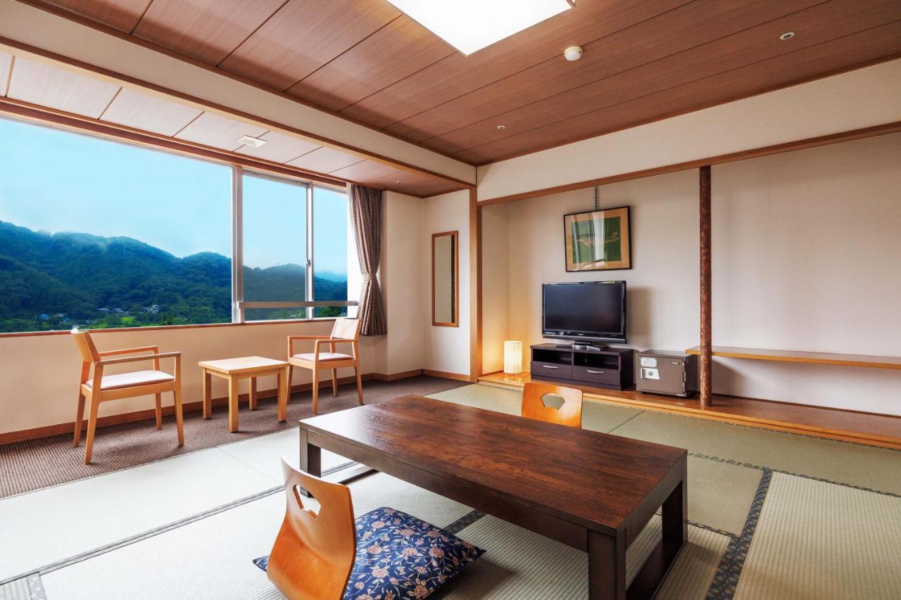 Kamenoi Hotel Nagatoro Yorii Buitenkant foto